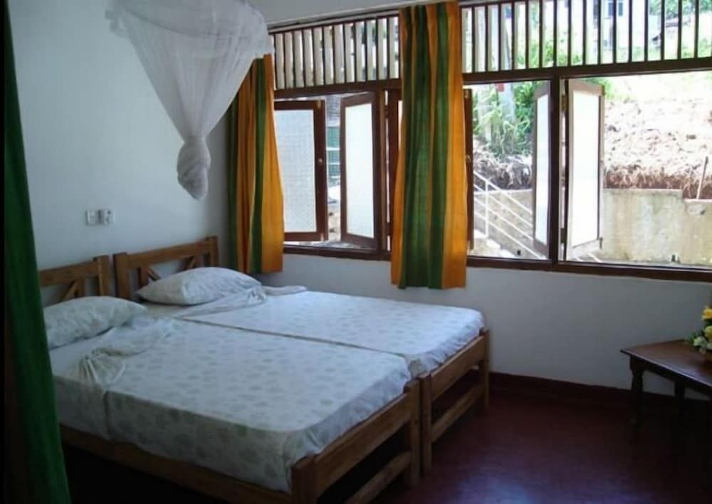 Hotel Mango Garden Standard Double Room 7