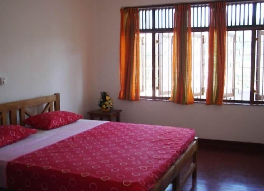 Hotel Mango Garden Standard Double Room 8