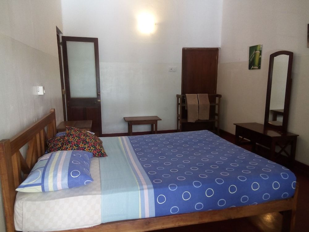 Hotel Mango Garden Standard Double Room 3