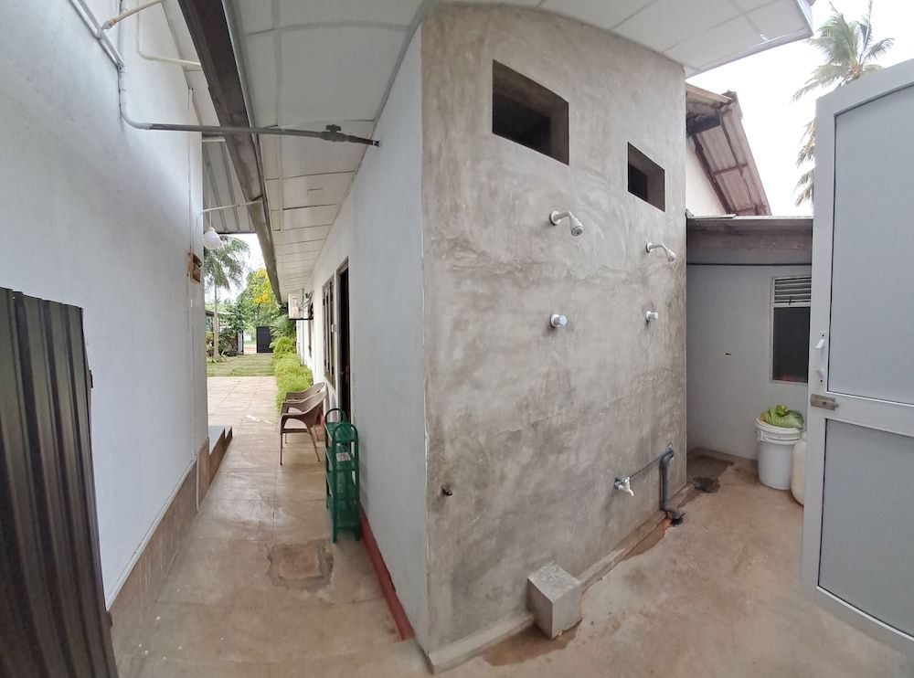 Kutumbaya Standard Shared Dormitory 13