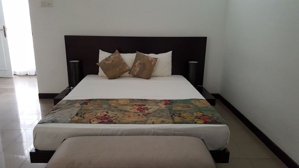 undefined Boutique Colombo 10