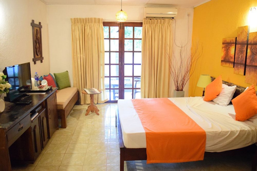 Elephant Rest Udawalawa Deluxe Double Room, 2 Bedrooms, Terrace, Garden View 3