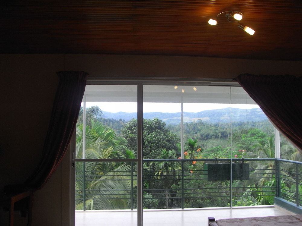 Deluxe Suite, Mountain View