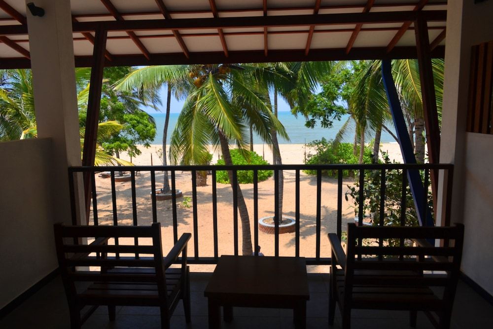 Wellé Wadiya Deluxe Double Room, 1 King Bed, Ocean View 9