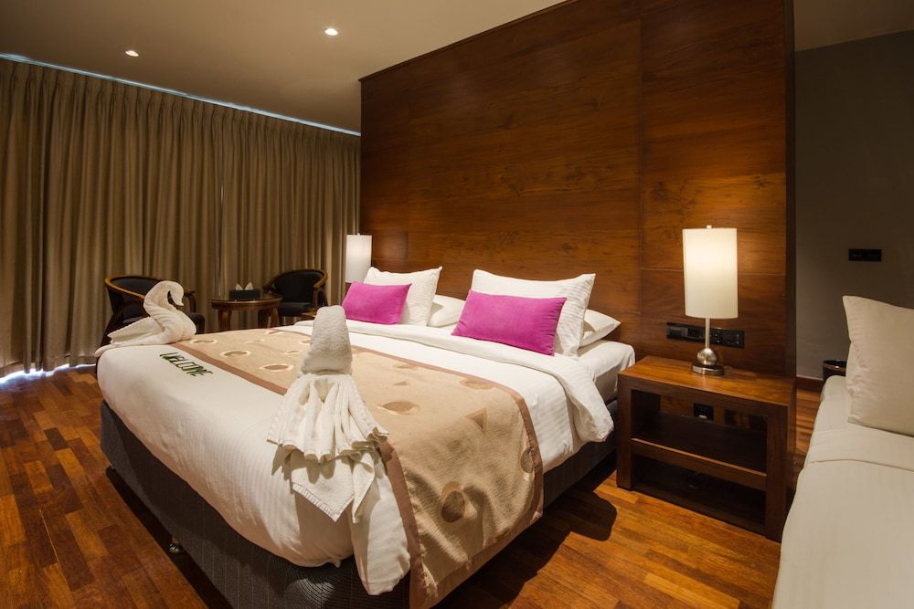 The Swiss Residence Superior Triple Room, Multiple Beds, Bathtub, Mountain View 4