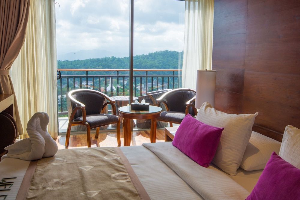 The Swiss Residence Superior Triple Room, Multiple Beds, Bathtub, Mountain View 8