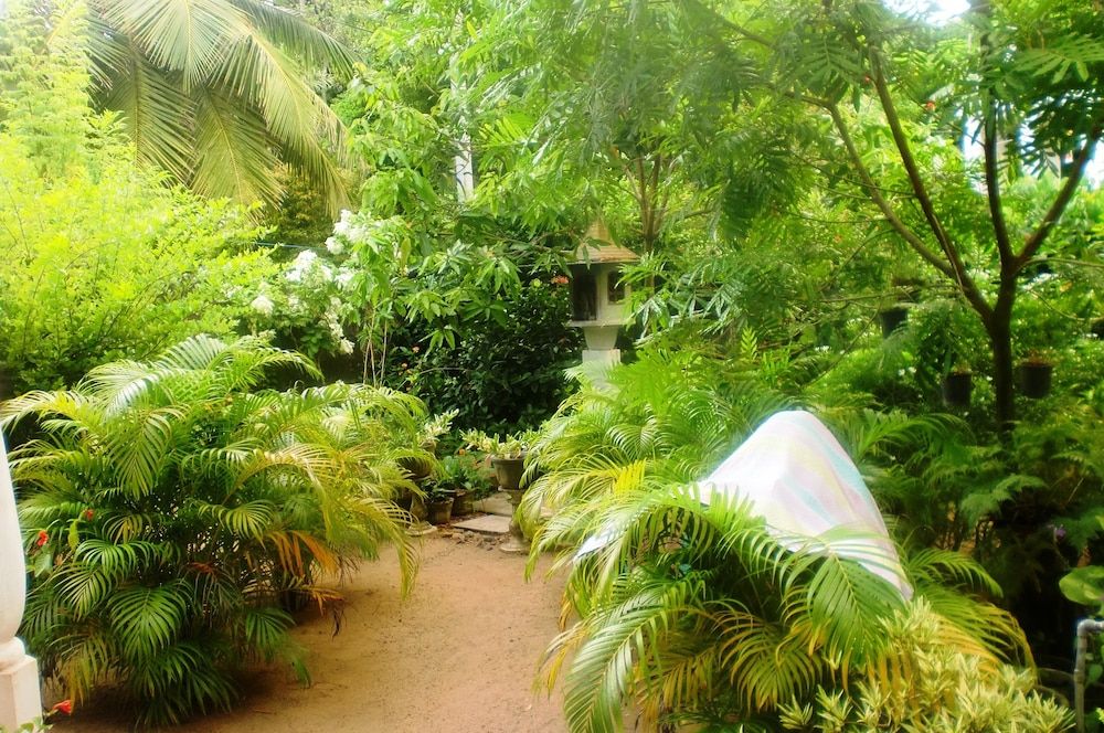 undefined White Villa 7