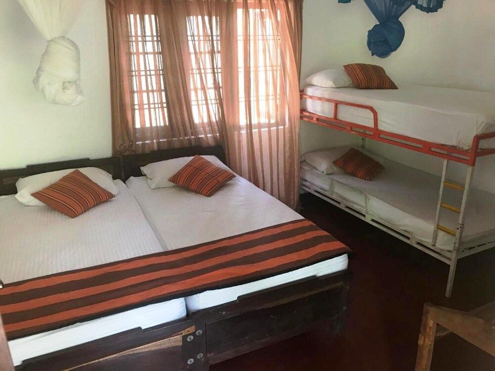 undefined Sujatha Tourist Rest 10