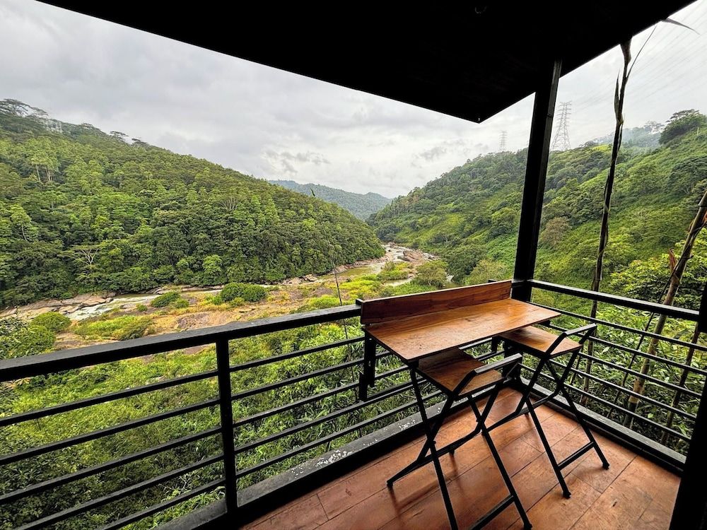 Aqua Dunhinda Villa & Nature Retreat Deluxe Double Room 8