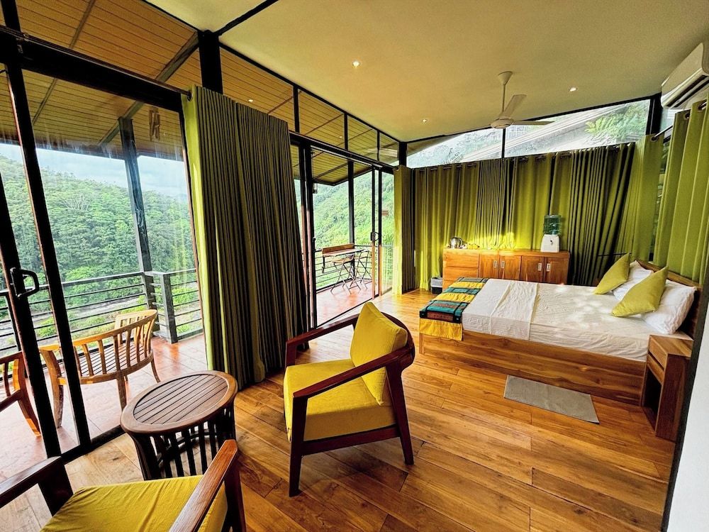 Aqua Dunhinda Villa & Nature Retreat Deluxe Double Room 4