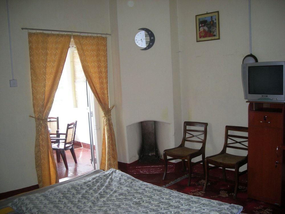 undefined Old English Colonial Bungalow 7