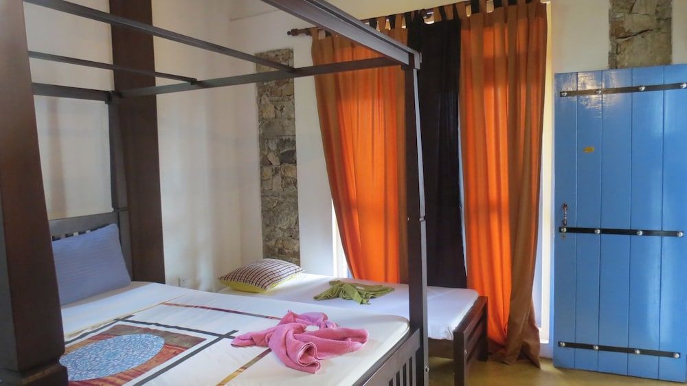 The Change Hotel Standard Double Room with Balcony 3