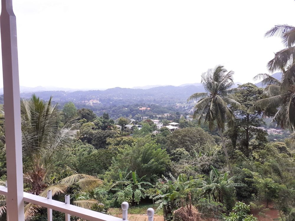 The Change Hotel Standard Double Room with Balcony 21