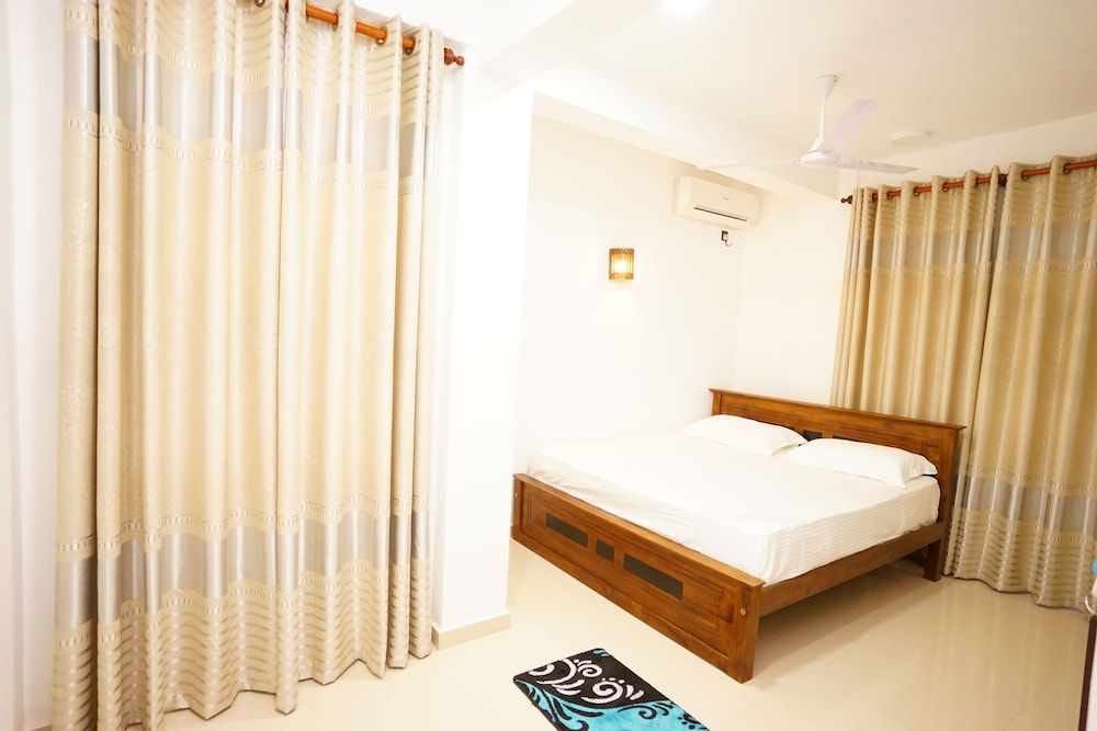 undefined Amazing Alexandra Apartment 8