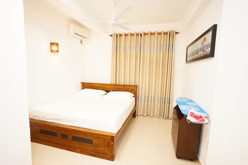 Amazing Alexandra Apartment Luxury Apartment, 4 Bedrooms 13