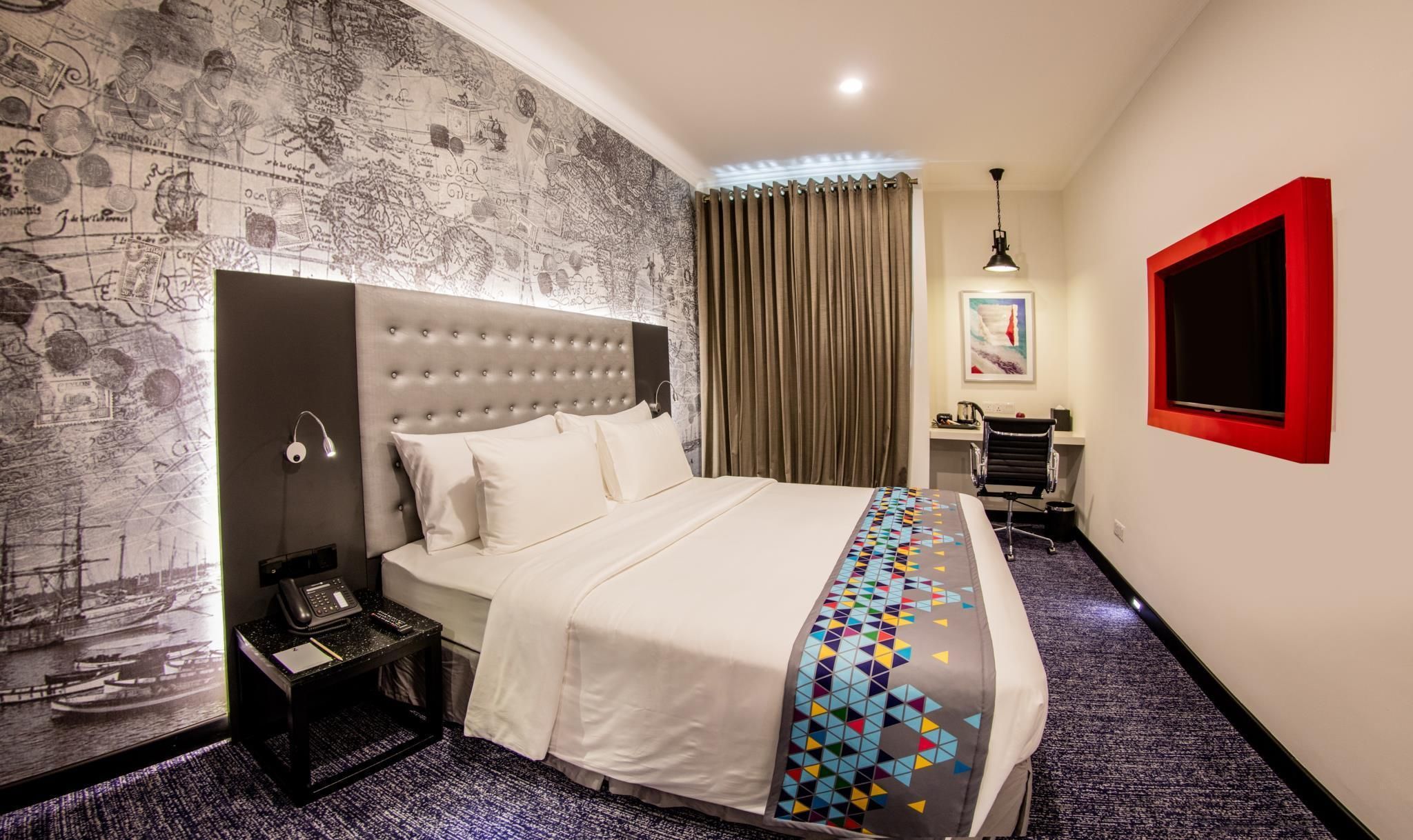 Superior Balcony Room