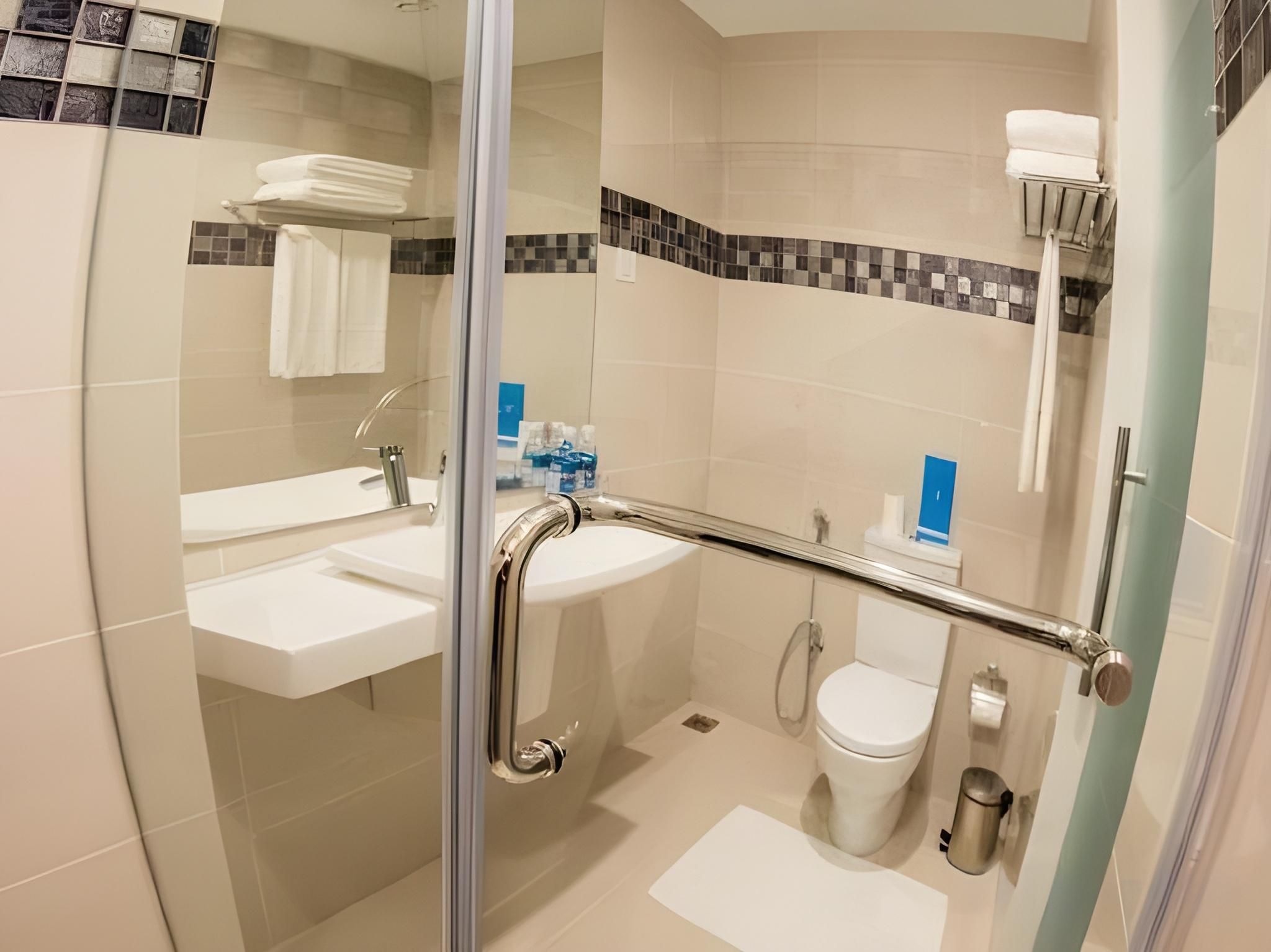 Superior Balcony Room