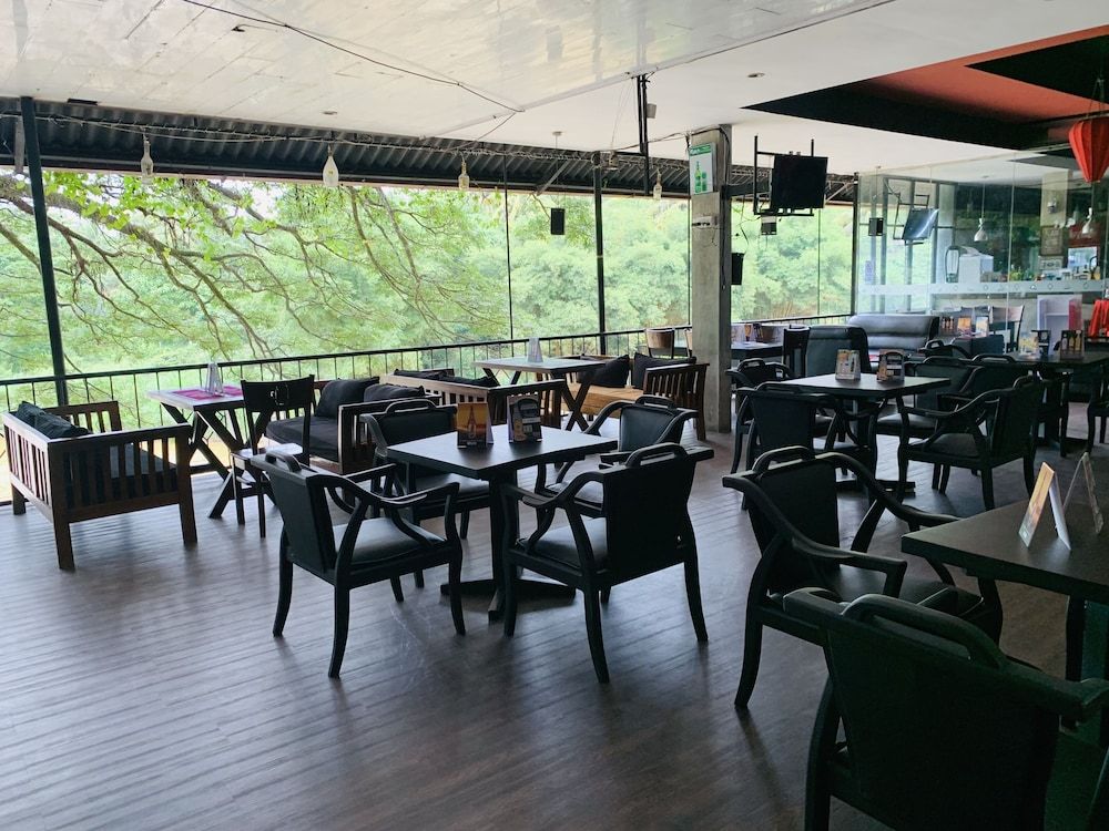undefined Hotel Gangaaddara 4