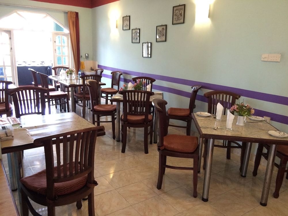 undefined Binota Hotel 8