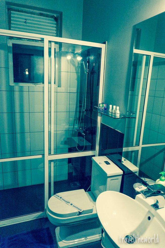 Lake View Comfort Bungalow Comfort Double Room, 1 Queen Bed, Private Bathroom, Mountain View 4