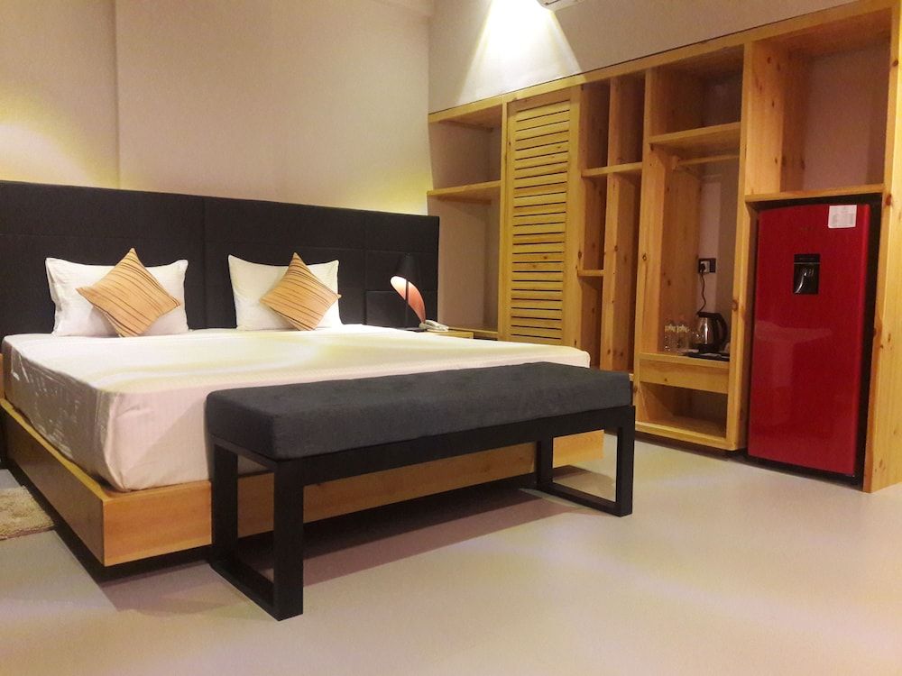 Deluxe Double Room, Garden View