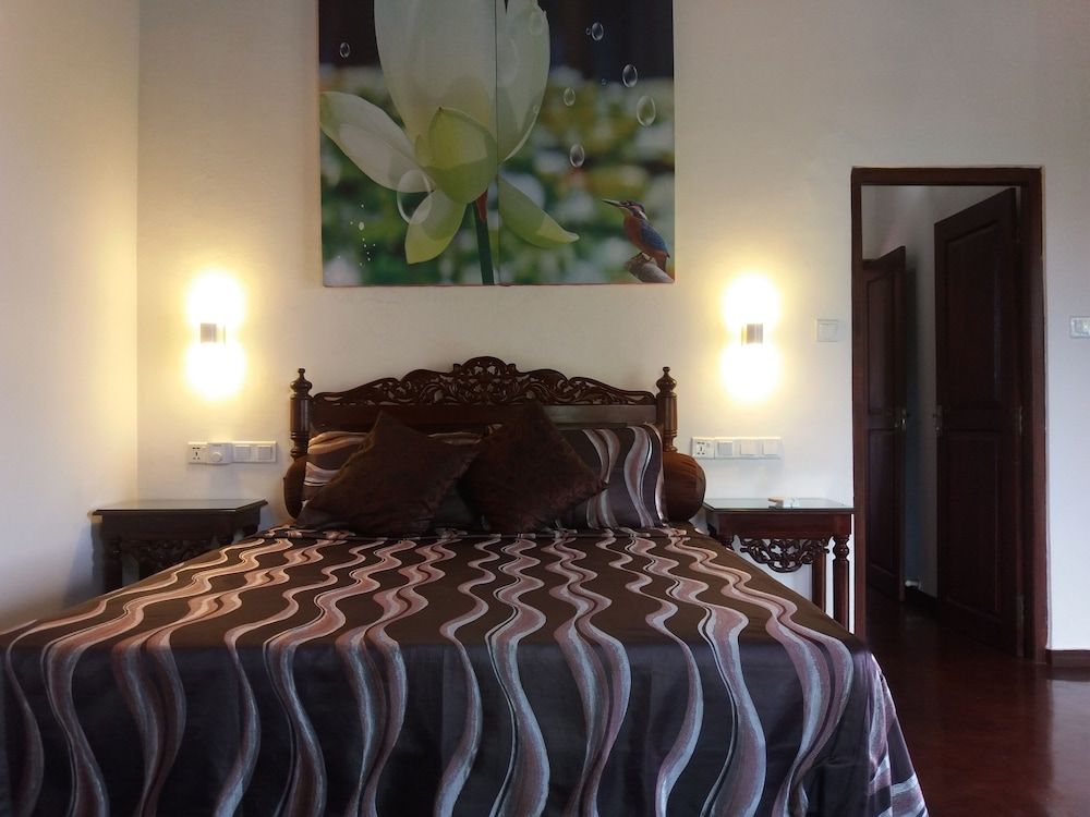 Asian Jewel Boutique Hotel Deluxe Room 3