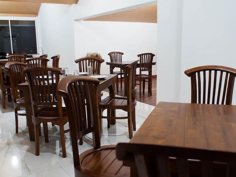 undefined Vista Thilina 6