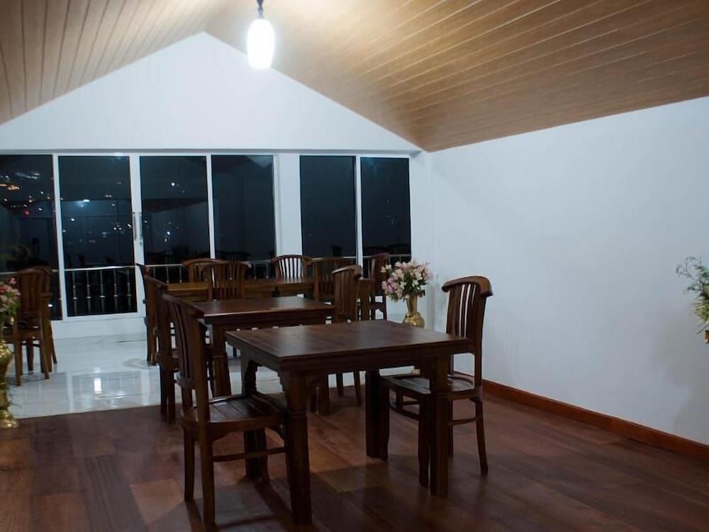 undefined Vista Thilina 8