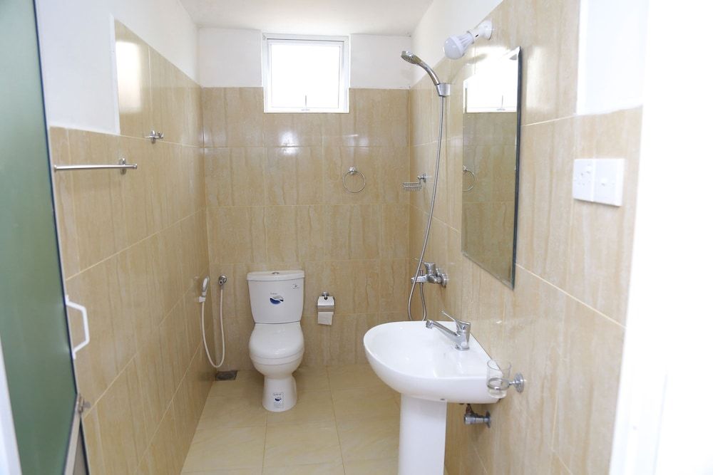 Hillstreet Villa Standard Double Room (with Fan) 4