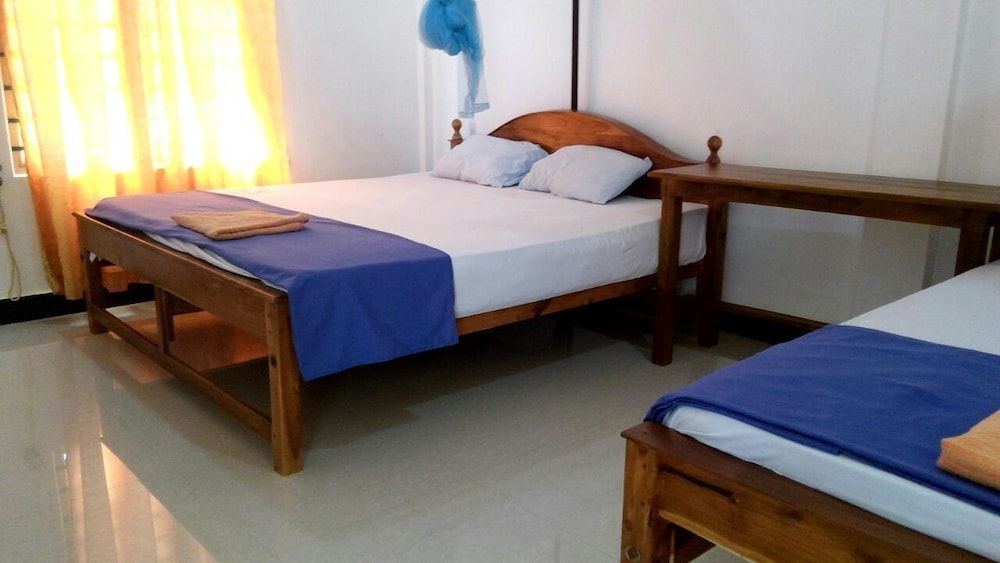 Basic Double Room, Balcony, Garden View