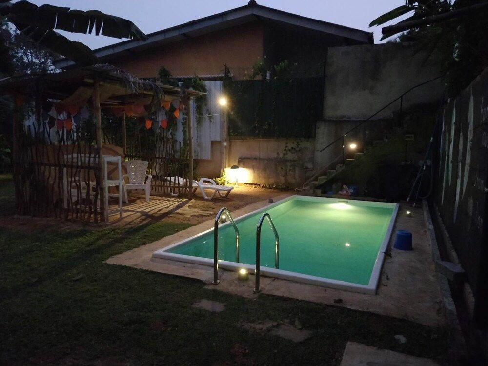 undefined Anne's Maisonnette 3