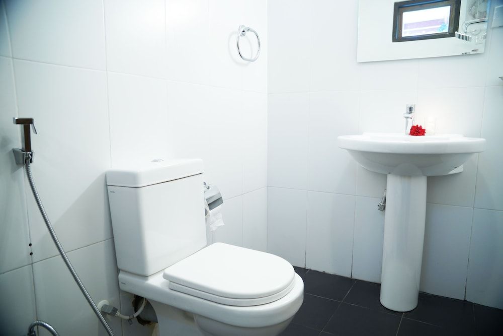 Moon Hills Hotel Standard Room without AC 6