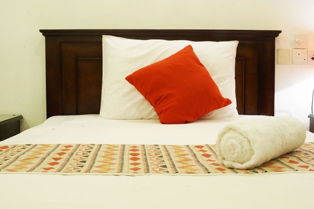 Moon Hills Hotel Family Room 6