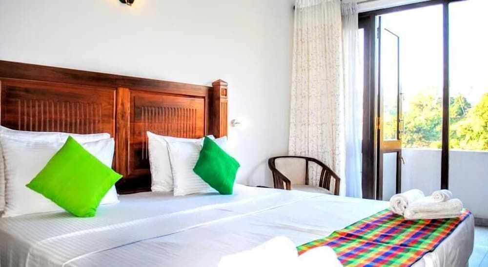 undefined Hotel Yo 9