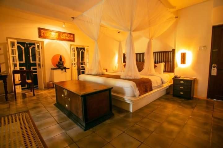 undefined Club Villa 5