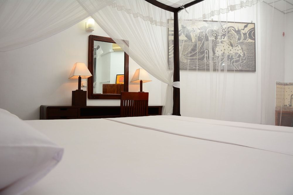 undefined YKD Tourist Rest 2