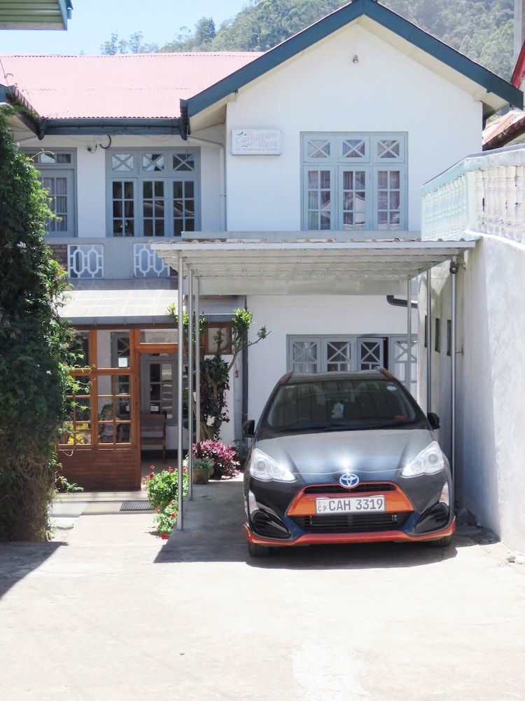 undefined Carnation Rest 4