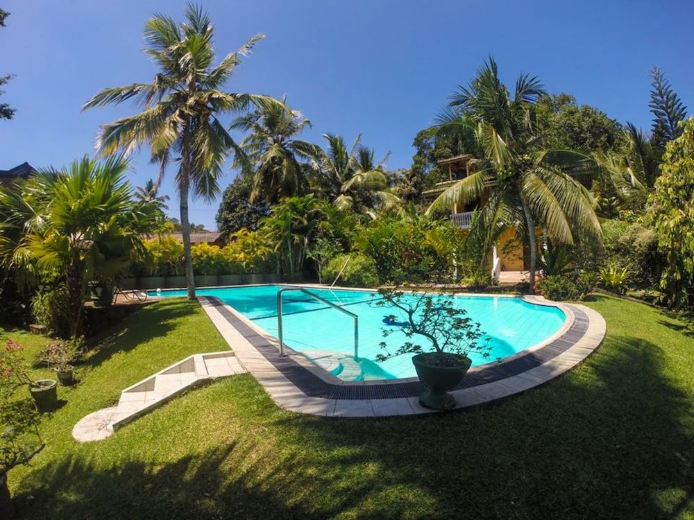 undefined Leijay Garden Retreat