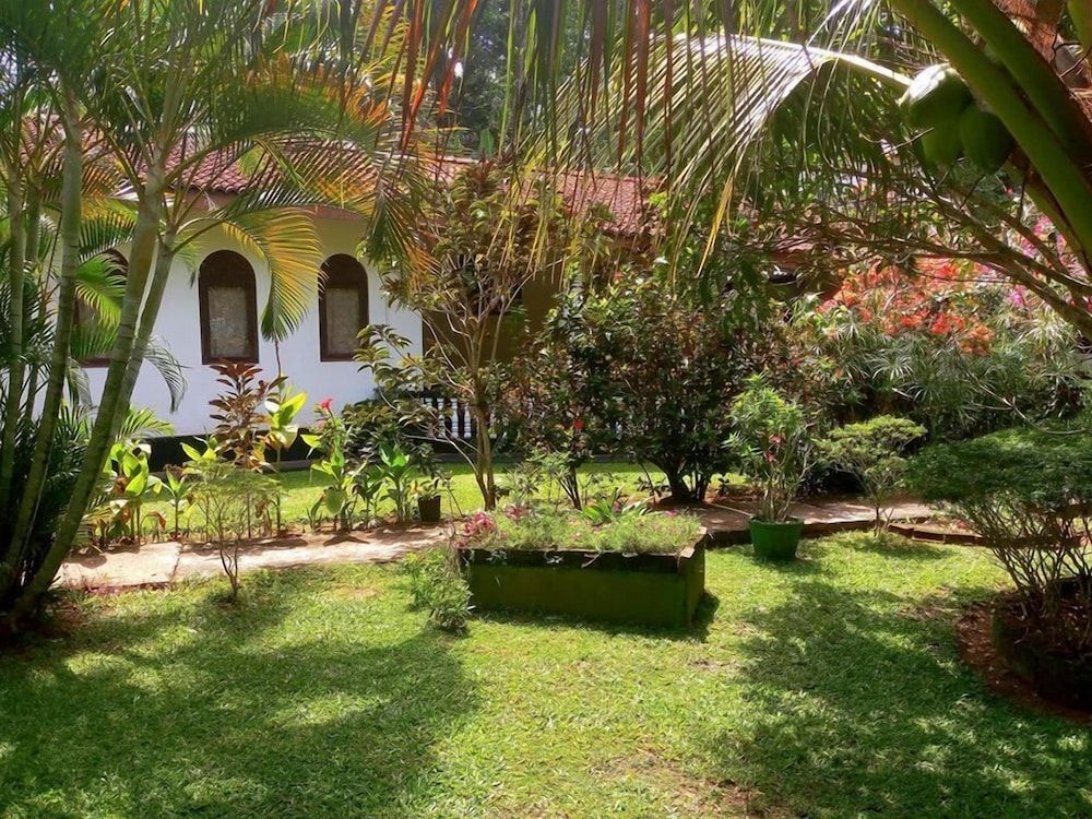 undefined Leijay Garden Retreat 9
