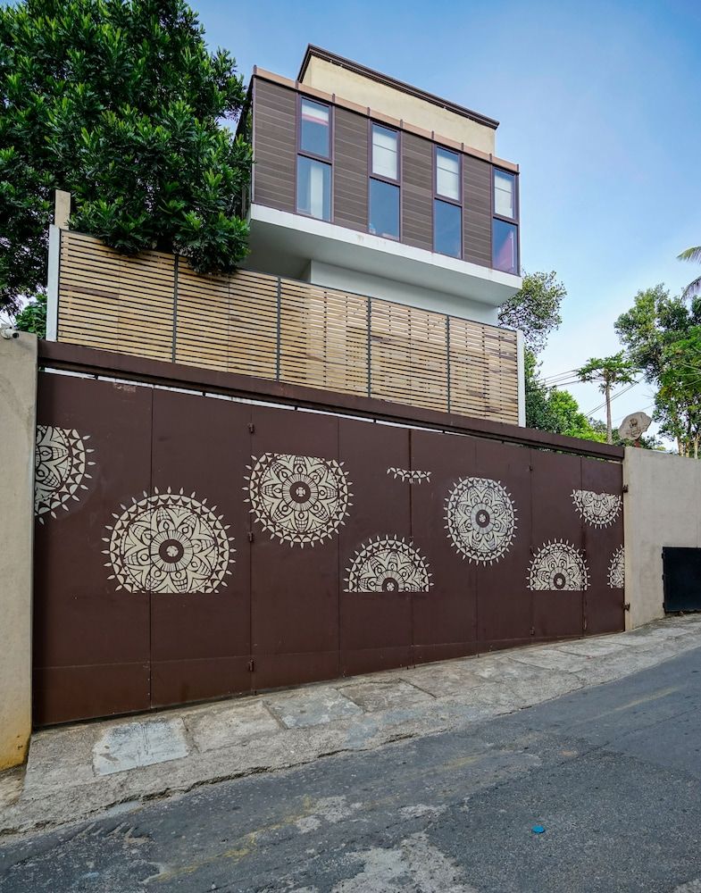undefined Atelier Kandy 7