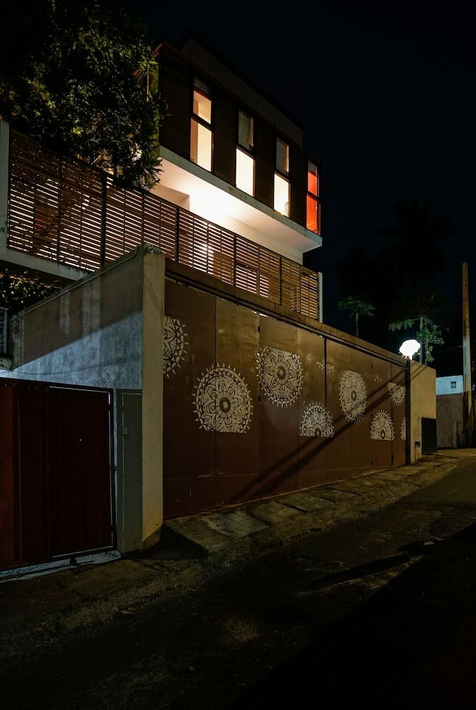 undefined Atelier Kandy 10