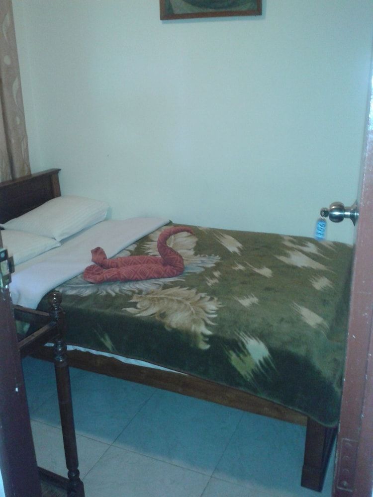 undefined New Tour Inn 2