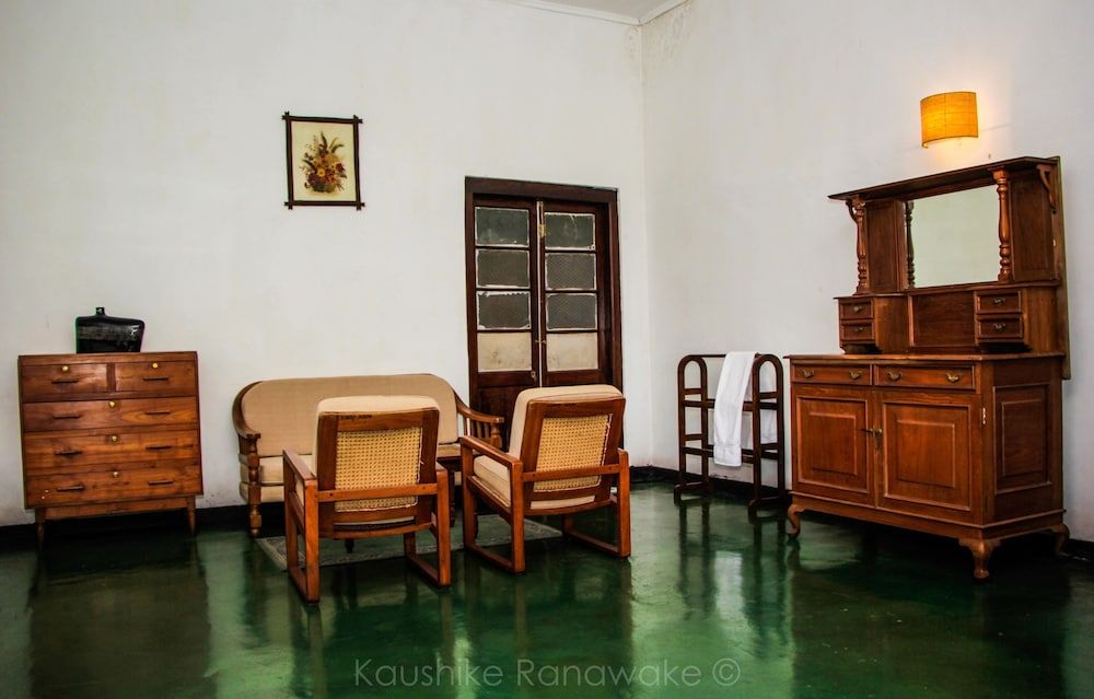 Hatale Tea Garden Bungalow Deluxe Double or Twin Room, Valley View, Mountainside 5