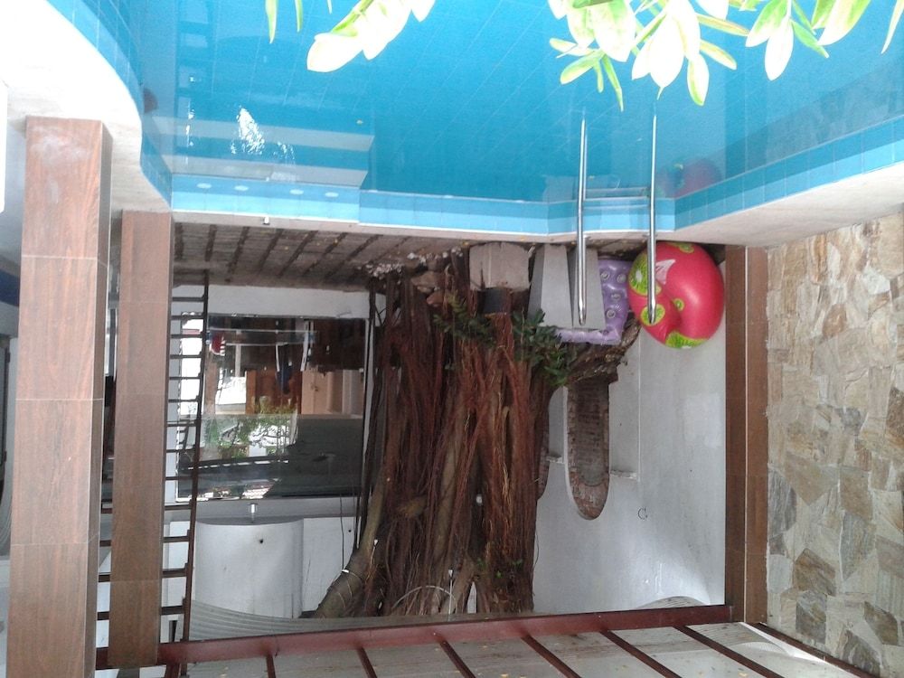 undefined Cinnamon Heights 4