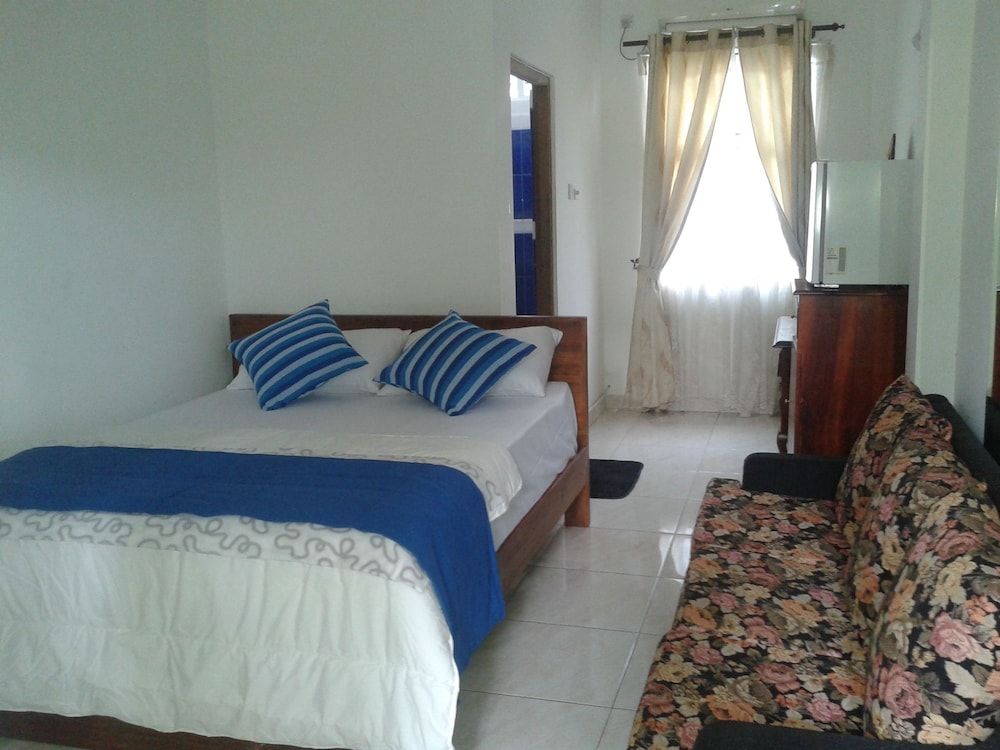 undefined Cinnamon Heights 10