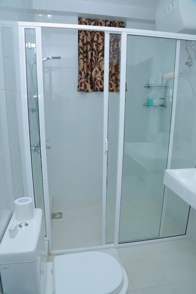 Blue Meadows - Nuwara Eliya Deluxe Apartment, 2 Bedrooms, Refrigerator & Microwave, Mountain View 10