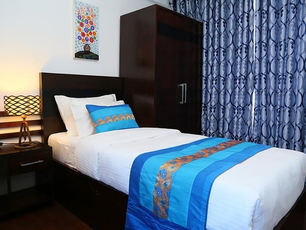 Blue Meadows - Nuwara Eliya Deluxe Single Room, 1 Twin Bed, Private Bathroom, Mountain View 3