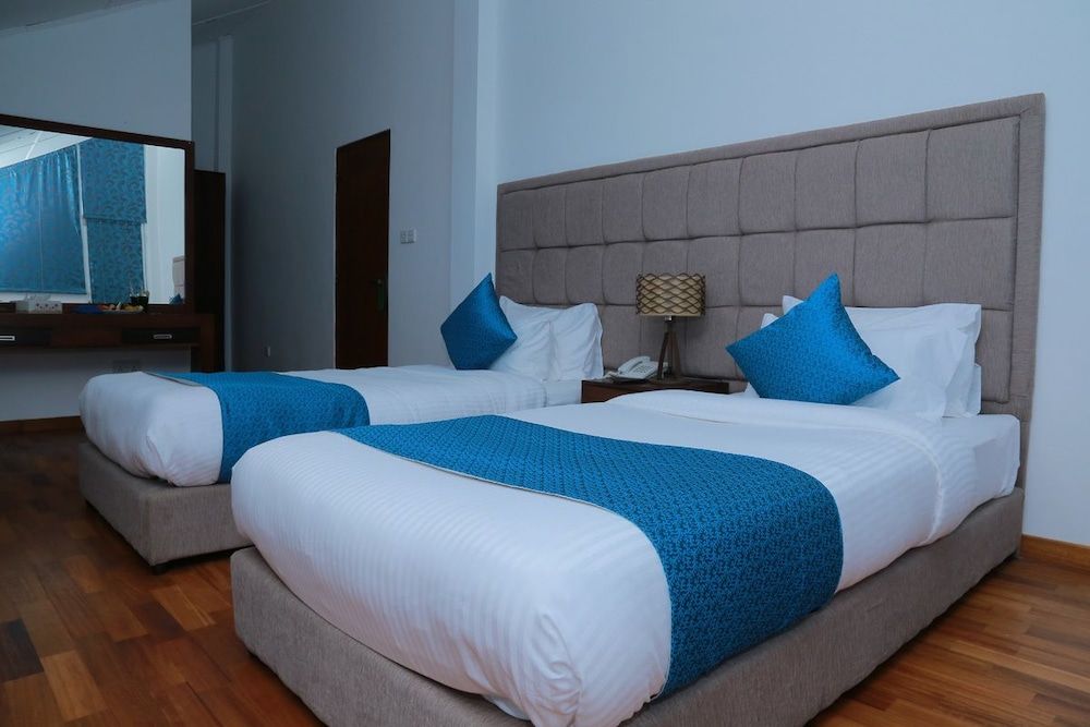 Blue Meadows - Nuwara Eliya Deluxe Apartment, 2 Bedrooms, Refrigerator & Microwave, Mountain View 3