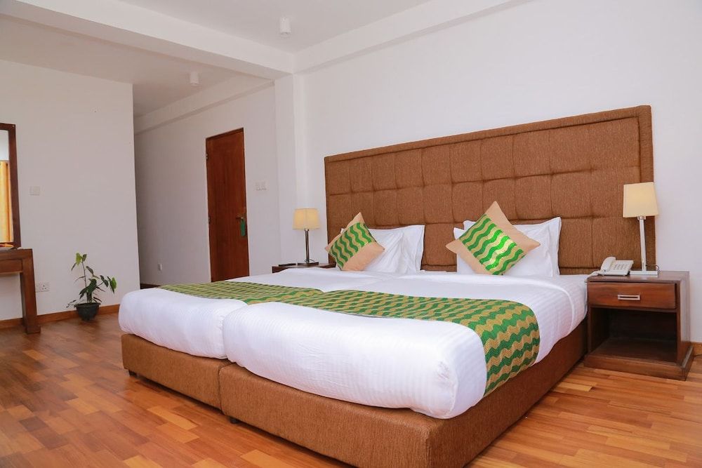 Blue Meadows - Nuwara Eliya Deluxe Apartment, 2 Bedrooms, Refrigerator & Microwave, Mountain View 4