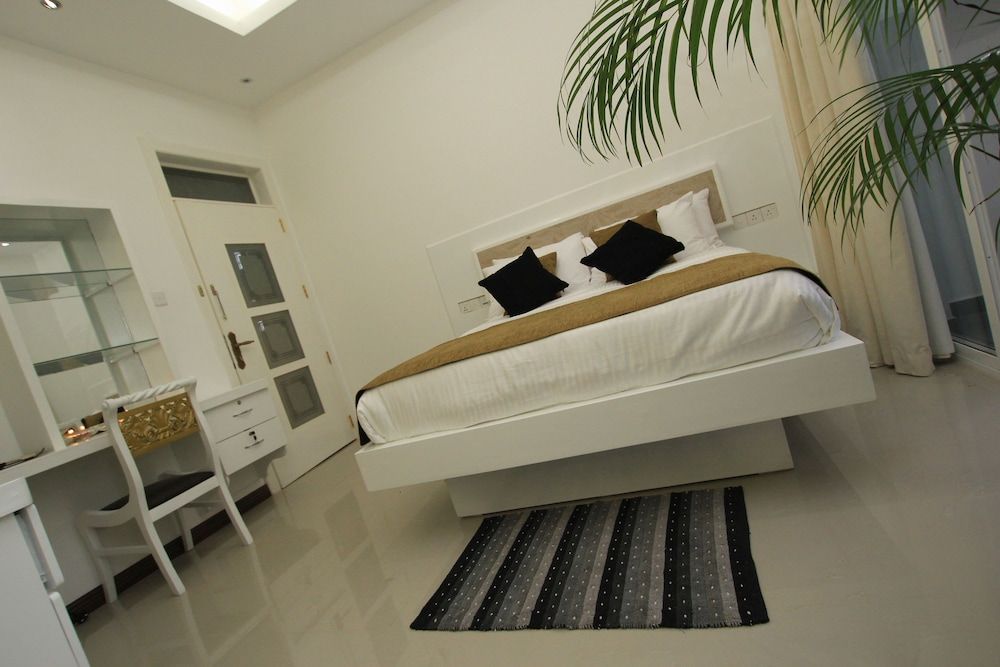 Ayaana Boutique Hotel Standard Room 3